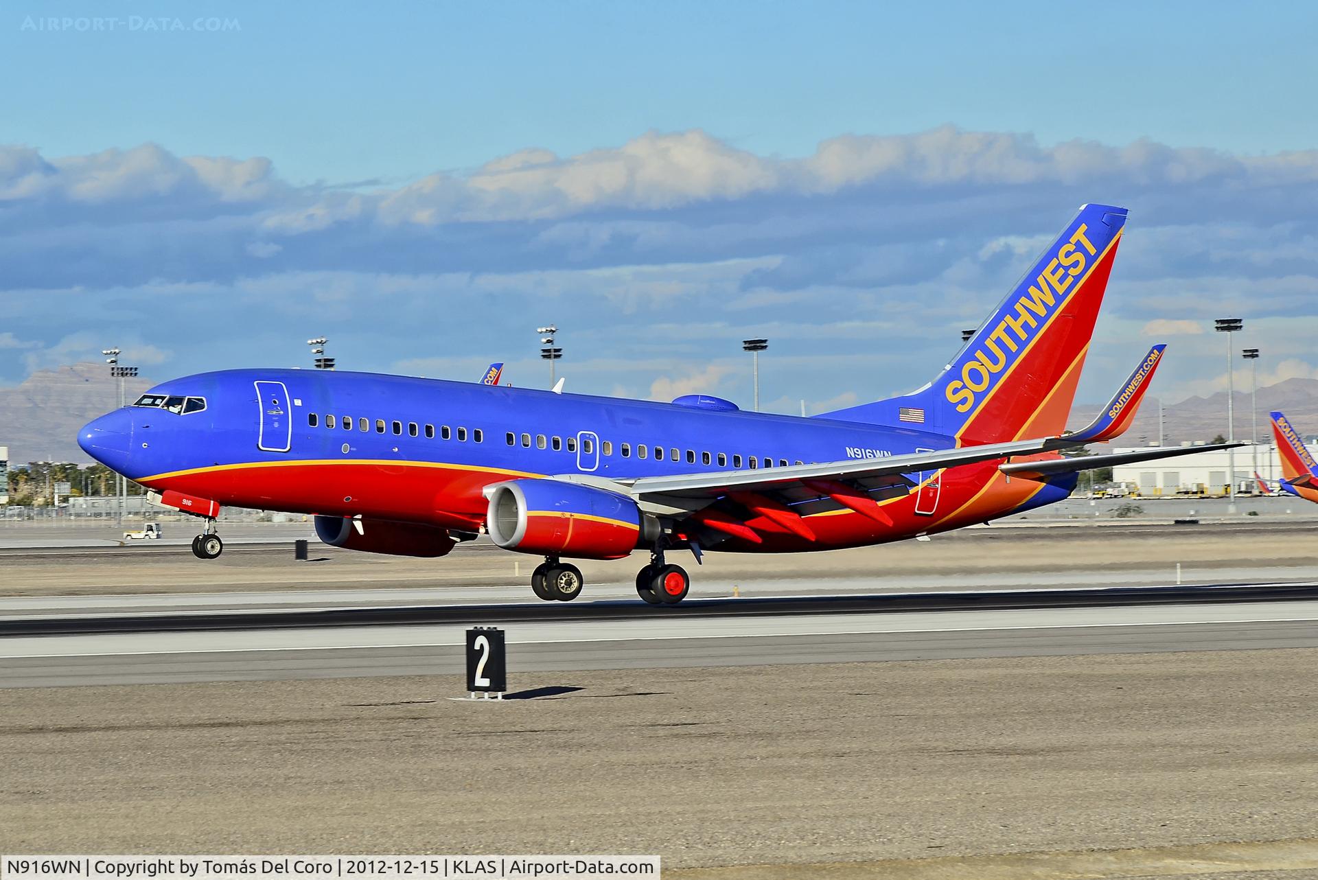 N916WN, 2008 Boeing 737-7H4 C/N 36623, N916WN Southwest Airlines 2008 Boeing 737-7H4 C/N 36623

- Las Vegas - McCarran International (LAS / KLAS)
USA - Nevada, December 15, 2012
Photo: Tomás Del Coro