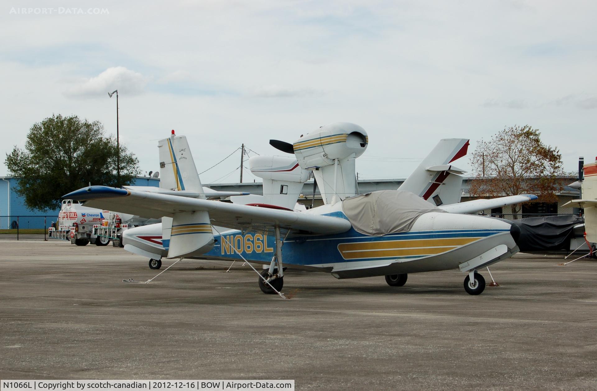 N1066L, 1975 Lake LA-4-200 Buccaneer C/N 659, 1975 Lake LA-4-200, N1066L, at Bartow Municipal Airport, Bartow, FL 