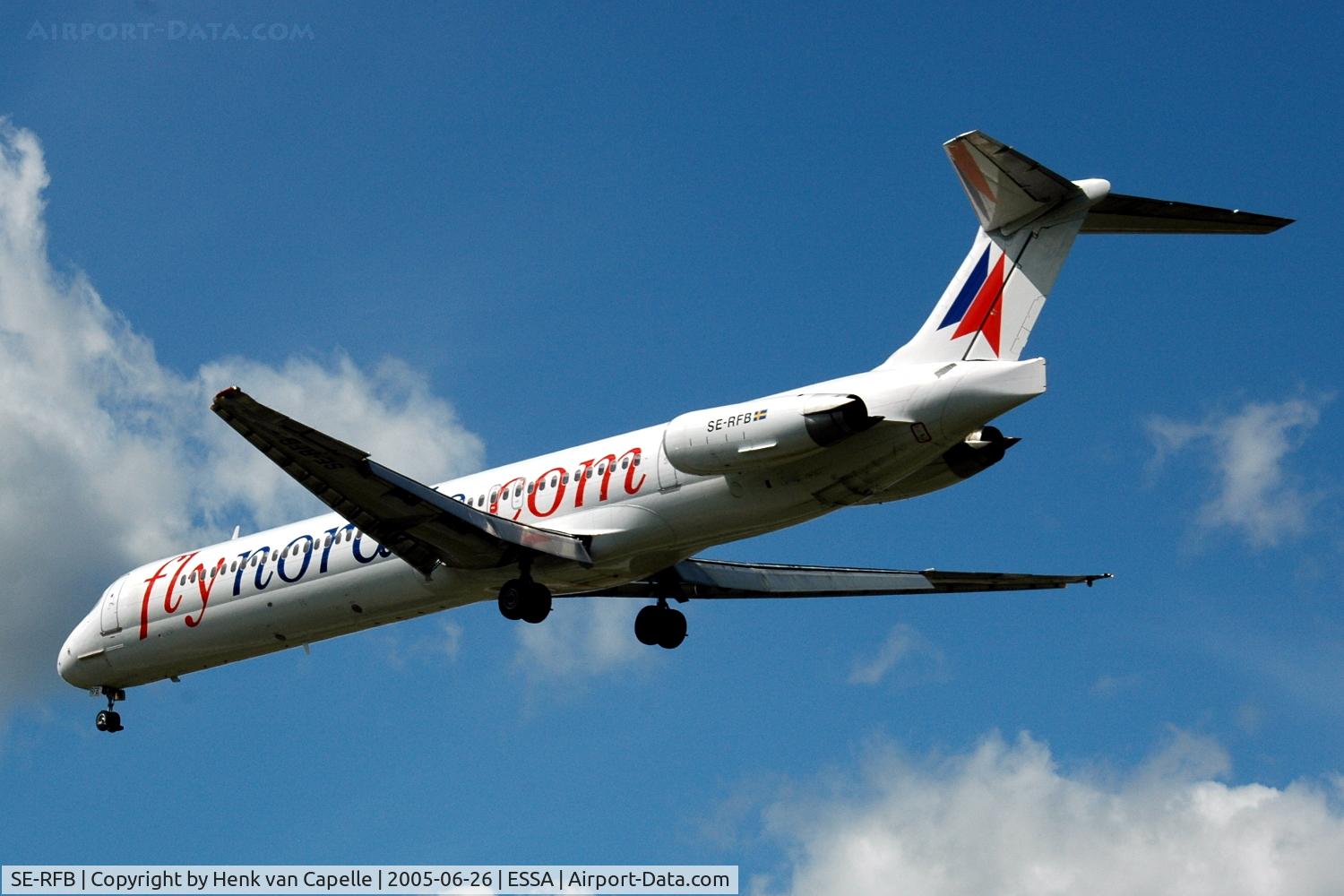 SE-RFB, 1991 McDonnell Douglas MD-82 (DC-9-82) C/N 53246, Flynordic MD-82 approaching Stockholm Arlanda airport, Sweden.