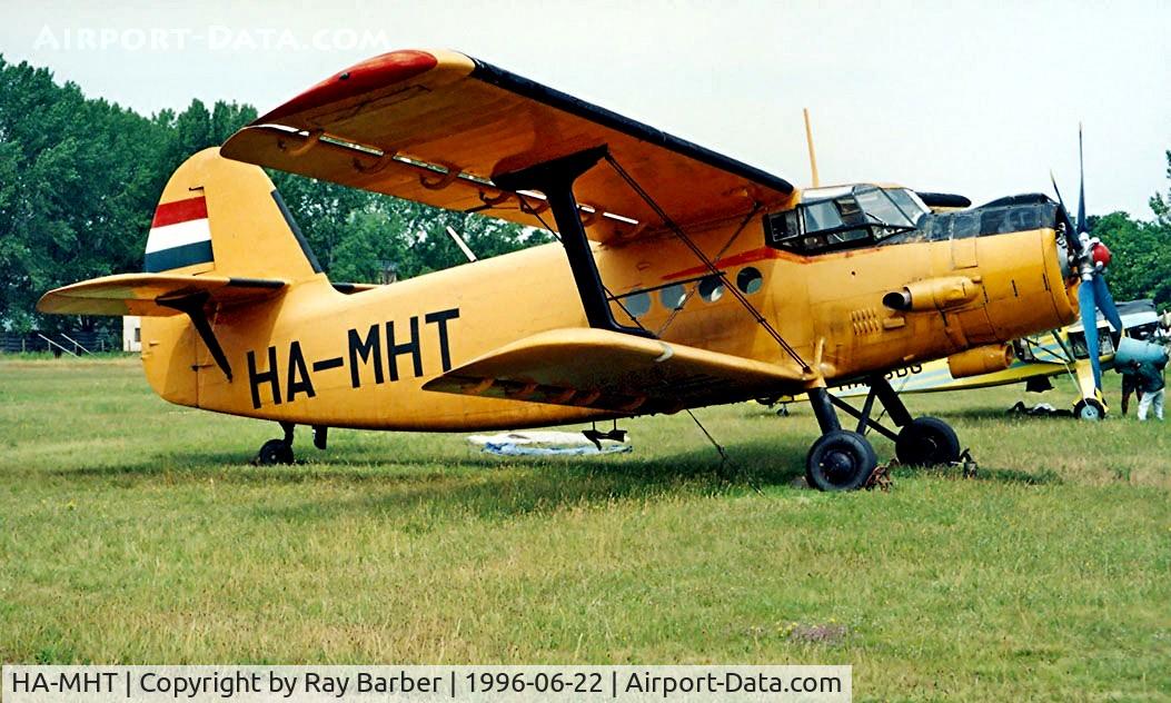 HA-MHT, 1974 PZL-Mielec AN-2R C/N 1G155-11, Antonov An-2R [1G155-11] (Air Service Hungary) Tapolca~HA 22/06/1996