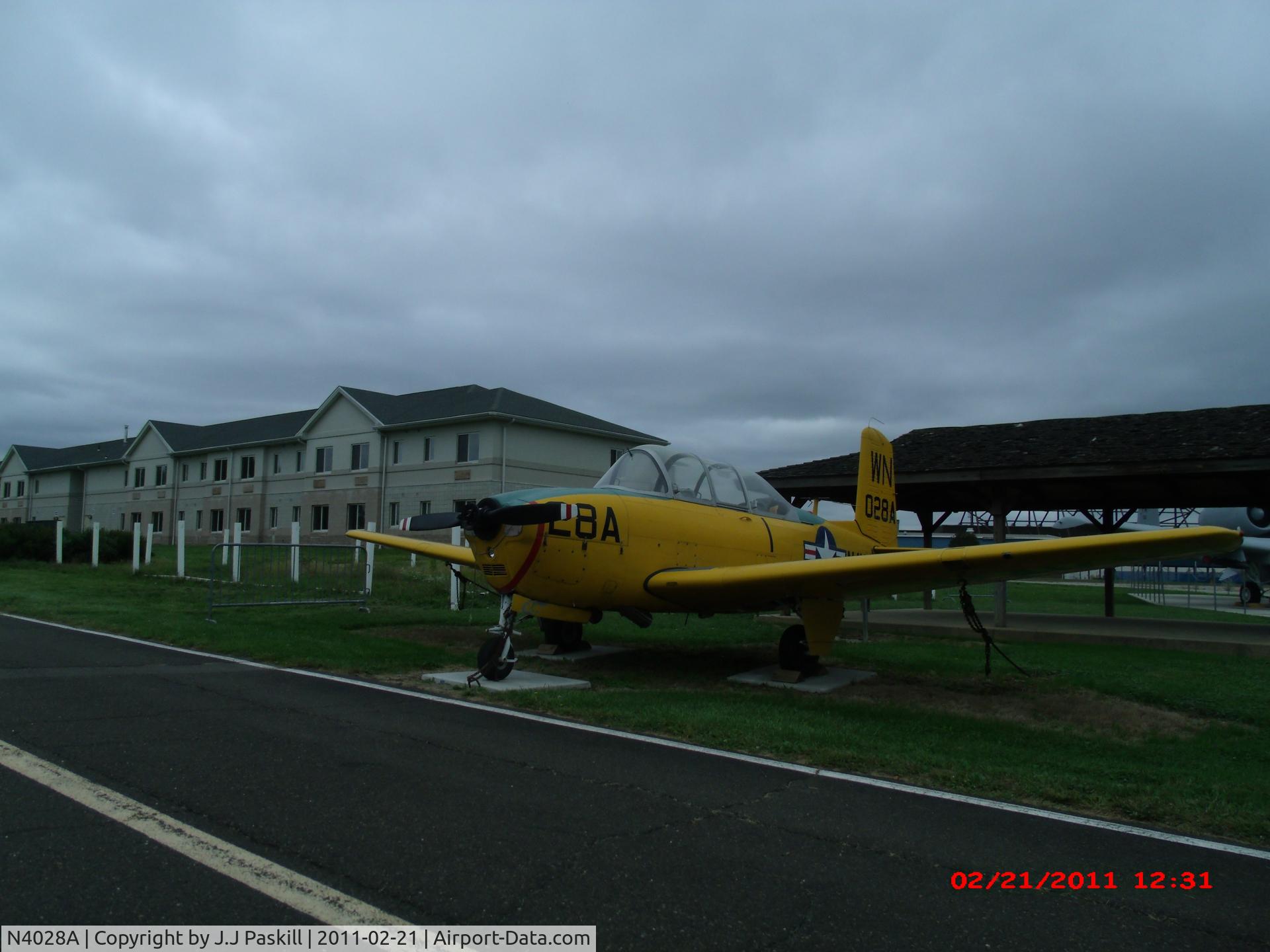 N4028A, 1961 Beech D-45 Mentor C/N BG-297, FRONT VIEW