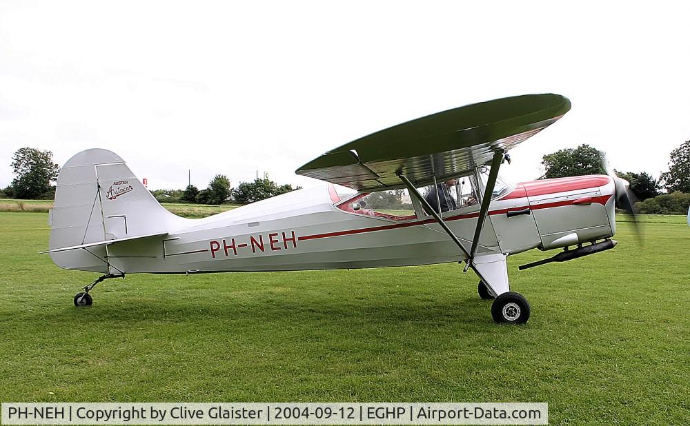 PH-NEH, Auster J-5B Autocar C/N 2932, Visiting Popham [EGHP]