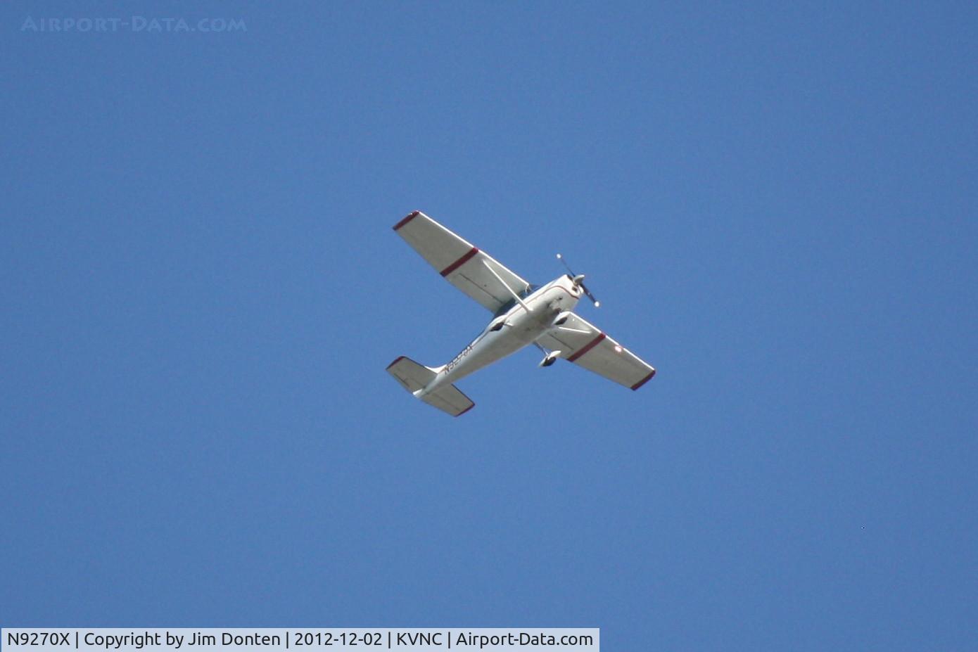 N9270X, 1961 Cessna 182E Skylane C/N 18253670, Cessna Skylane (N9270X) departs Venice Airport