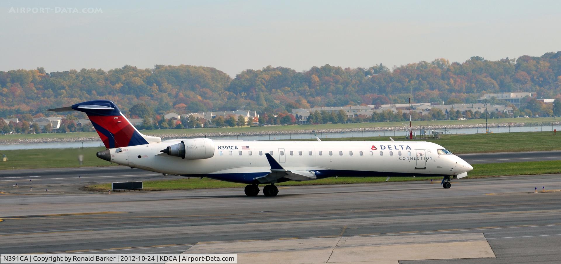 N391CA, 2003 Bombardier CRJ-701ER (CL-600-2C10) Regional Jet C/N 10108, Taxi DCA