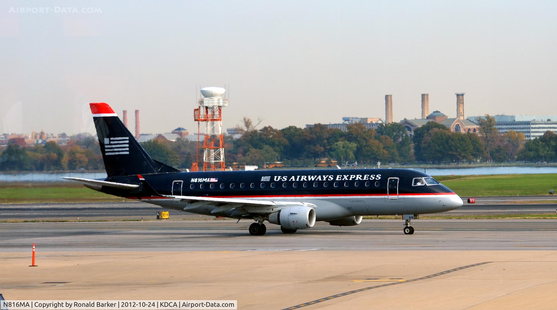 N816MA, 2004 Embraer 170SU (ERJ-170-100SU) C/N 17000037, Taxi DCA