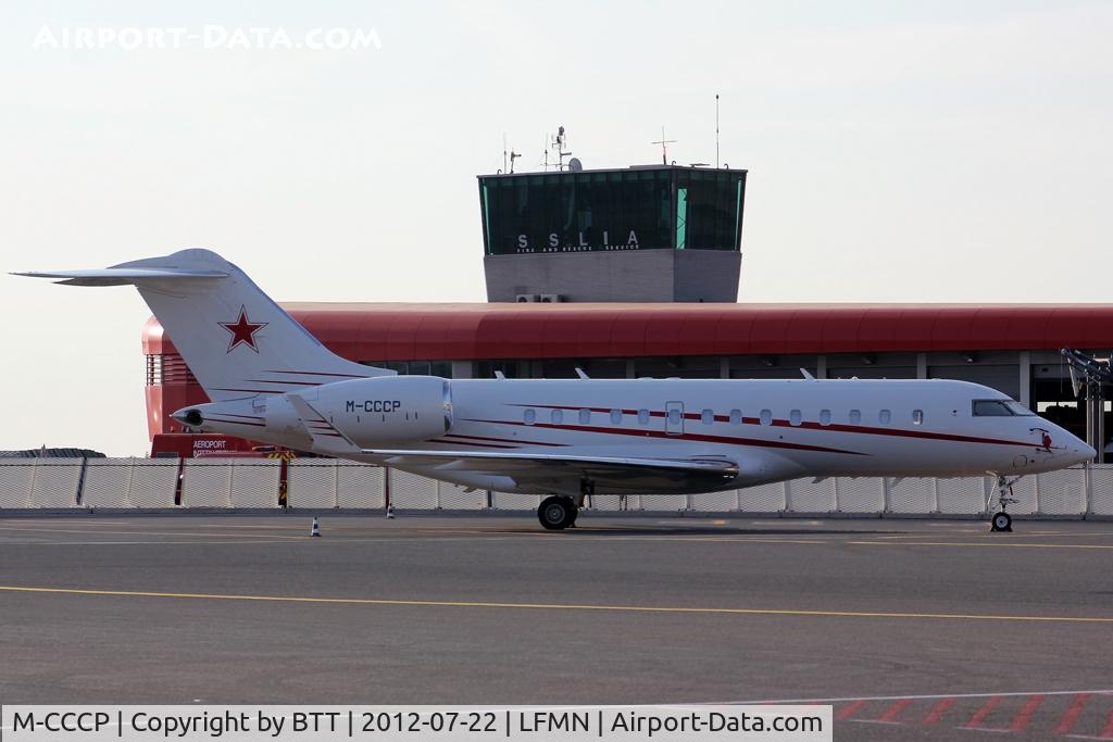 M-CCCP, 2010 Bombardier Global 5000 (BD-700-1A11) C/N 9418, Parked