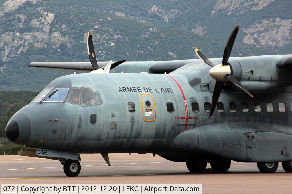 072, 1993 Airtech CN-235-200M C/N C072, Woman in the cockpit