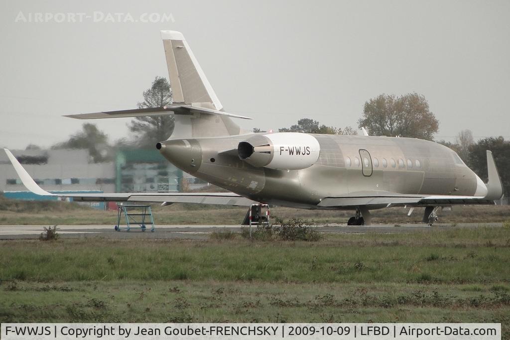 F-WWJS, 2003 Airbus A340-313E C/N 544, F-WWJS Dassault Falcon 2000LX c/n 209