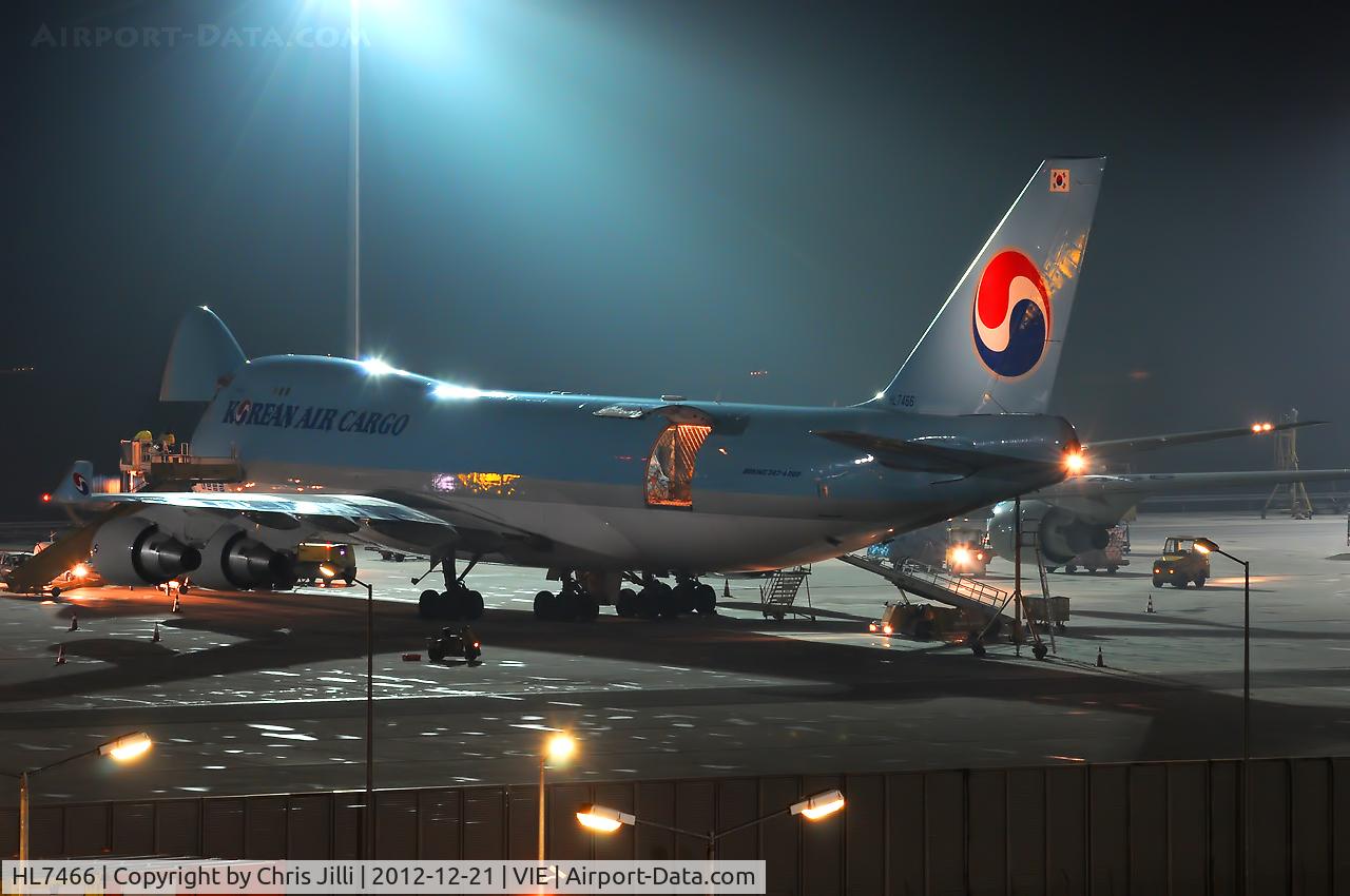 HL7466, 2001 Boeing 747-4B5F/SCD C/N 26413, Korean Air Cargo