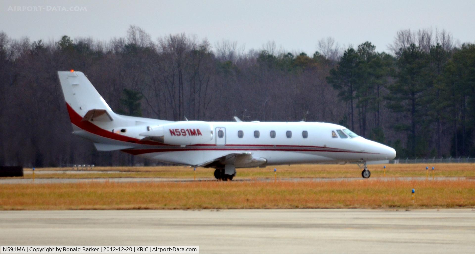 N591MA, 2001 Cessna 560XL C/N 560-5163, Taxi RIC