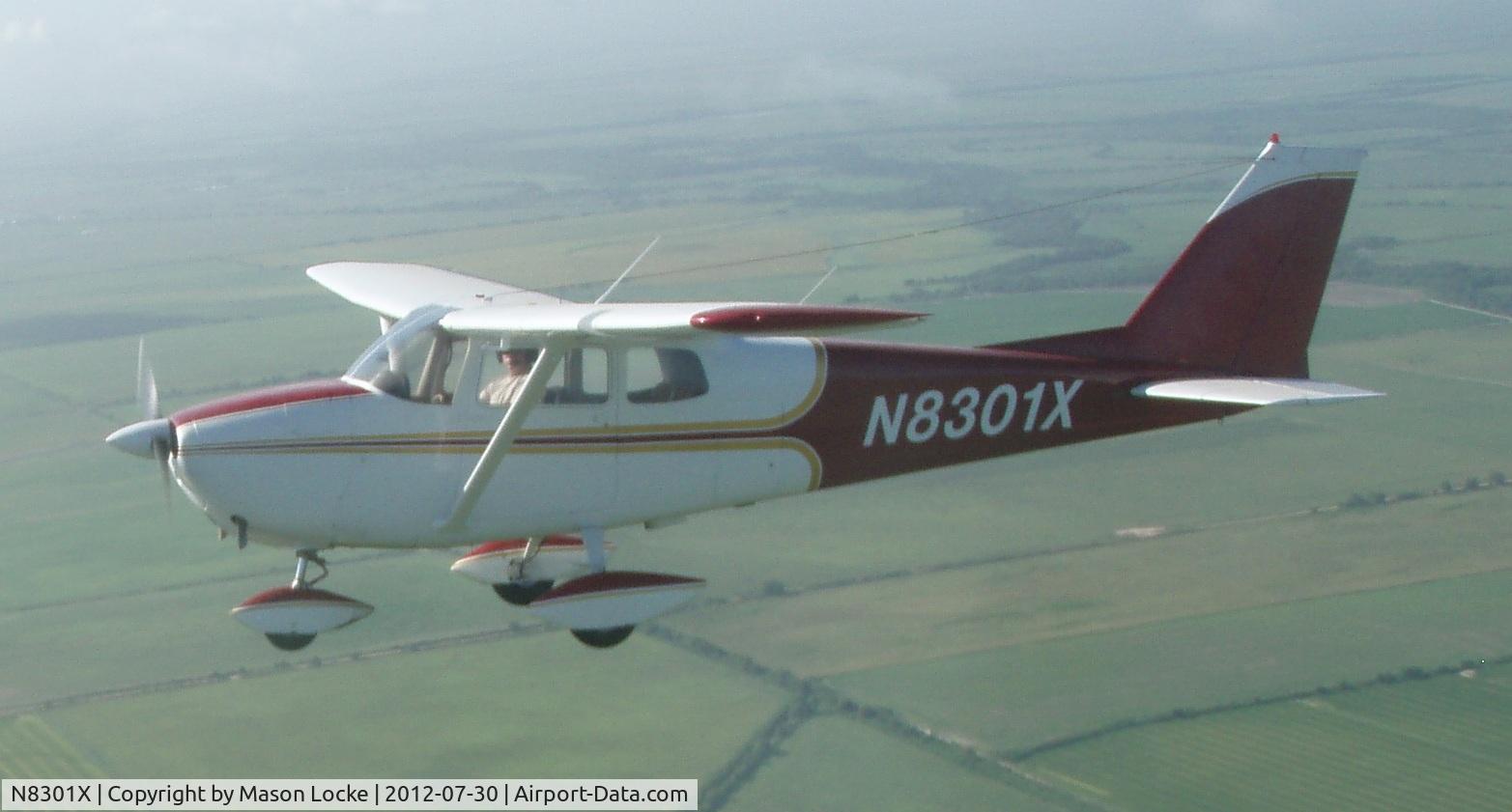 N8301X, 1961 Cessna 172C C/N 17248801, Some close form in the Cessna