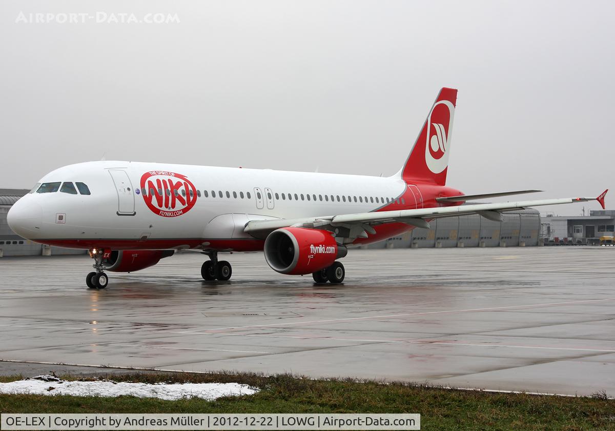 OE-LEX, 2006 Airbus A320-214 C/N 2867, New Niki livery.