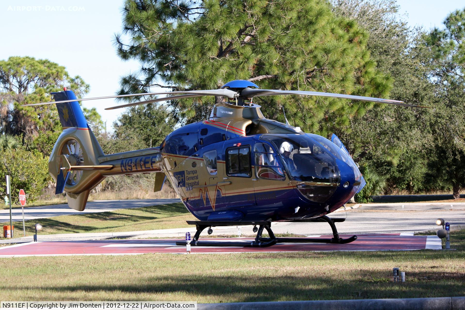 N911EF, 2005 Eurocopter EC-135T-2 C/N 0382, Aeromed lands at Englewood Community Hospital