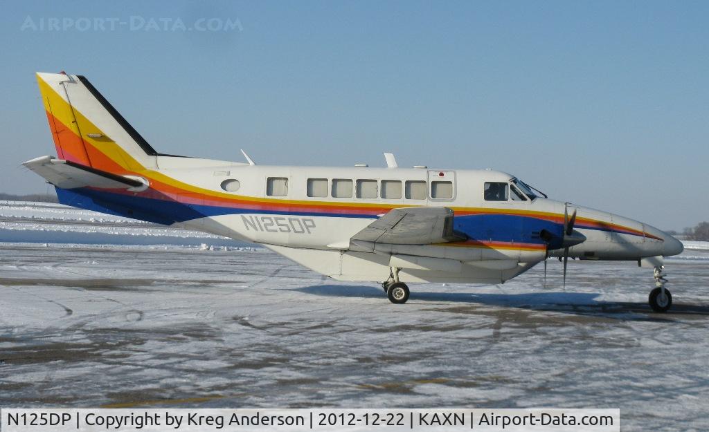 N125DP, 1968 Beech 99 C/N U-12, A brightly colored Beech 99 from Bemidji Aviation taxiing out for departure.