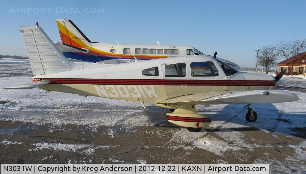 N3031W, 1979 Piper PA-28-161 C/N 28-7916348, Piper PA-28-161 Warrior on the line.