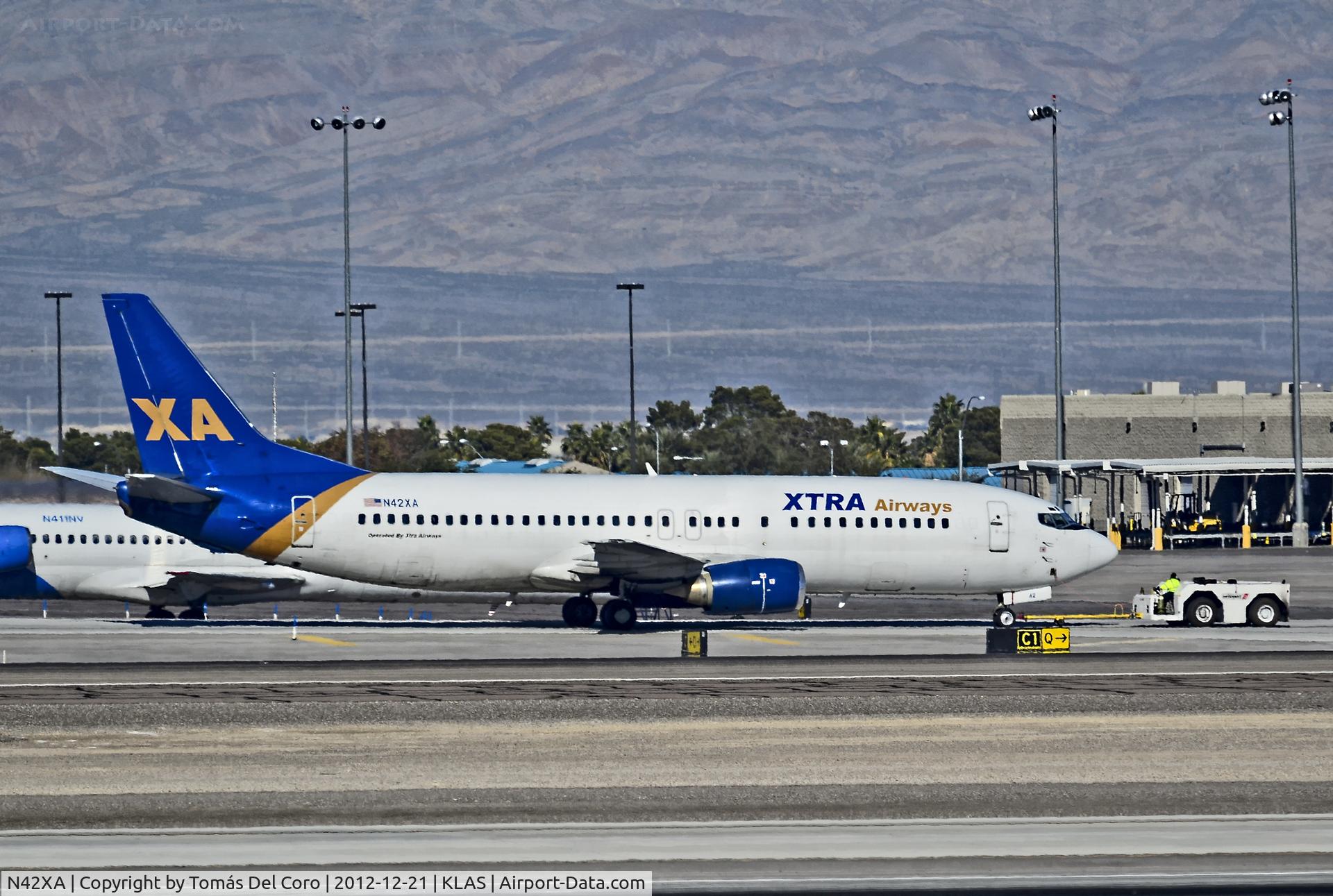 N42XA, 1992 Boeing 737-429 C/N 25729, N42XA Xtra Airways Boeing 737-429 (cn 25729/2217)

- Las Vegas - McCarran International (LAS / KLAS)
USA - Nevada, December 21, 2012
Photo: Tomás Del Coro