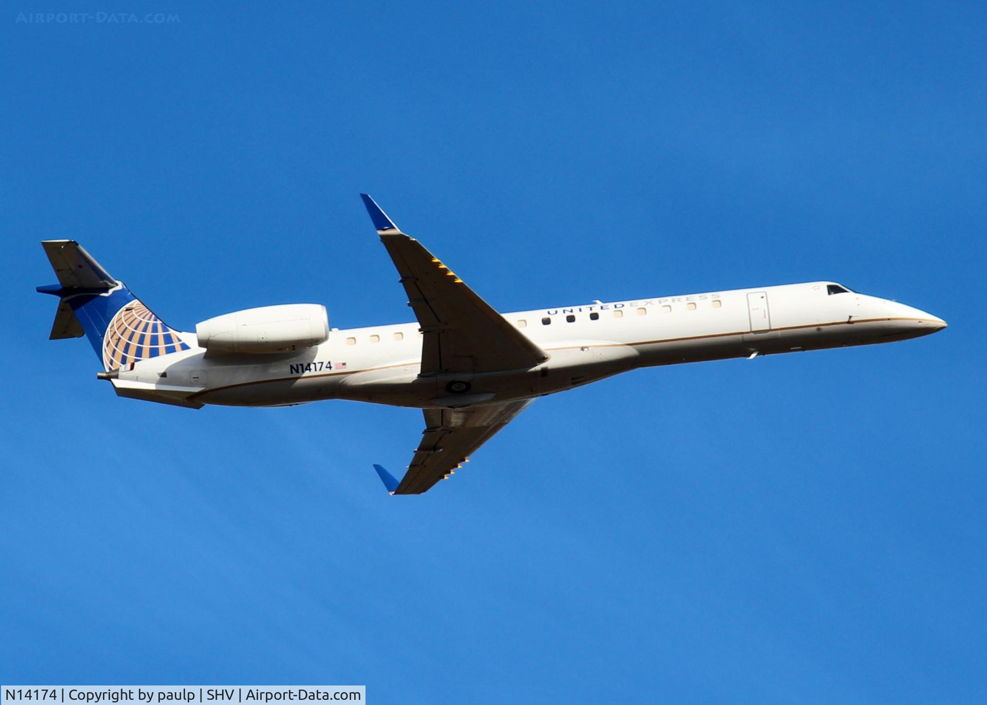 N14174, 2004 Embraer ERJ-145XR (EMB-145XR) C/N 14500876, Departing Shreveport Regional.