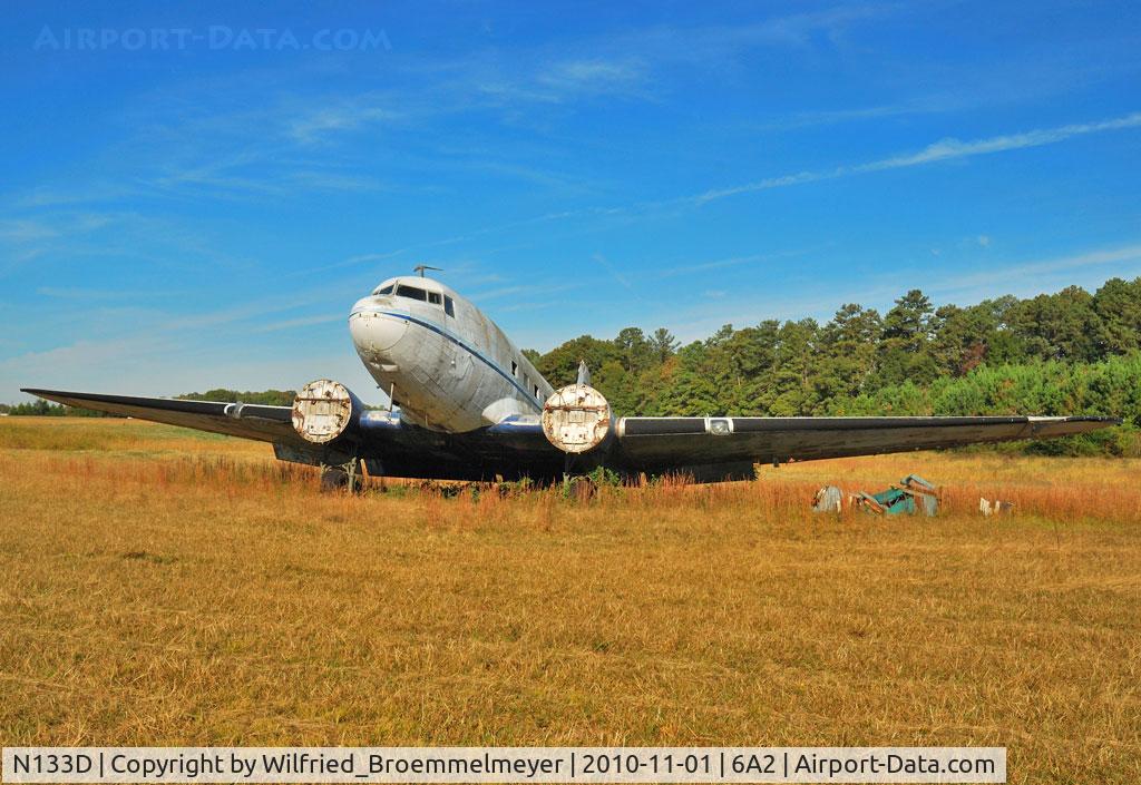 N133D, 1942 Douglas DC3C-S1C3G (C-47A) C/N 19394, Picture was taken on my Tour 2010.