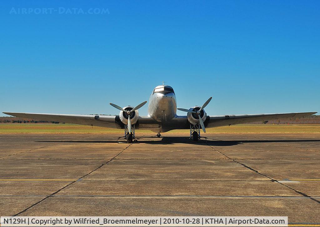 N129H, 1941 Douglas DC-3A C/N 4126, Parked at Tullahoma Airport.
