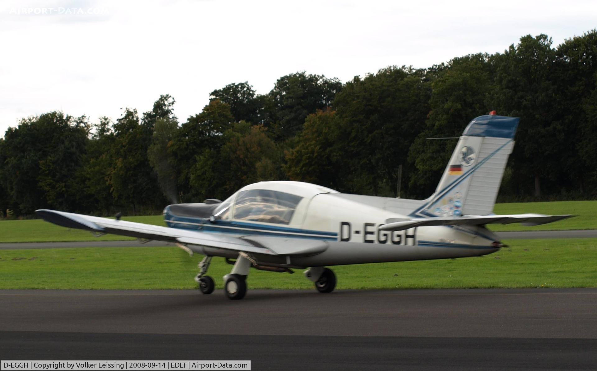 D-EGGH, 1975 Morane-Saulnier MS-893A Commodore 180 C/N 11633, t/o at EDLT