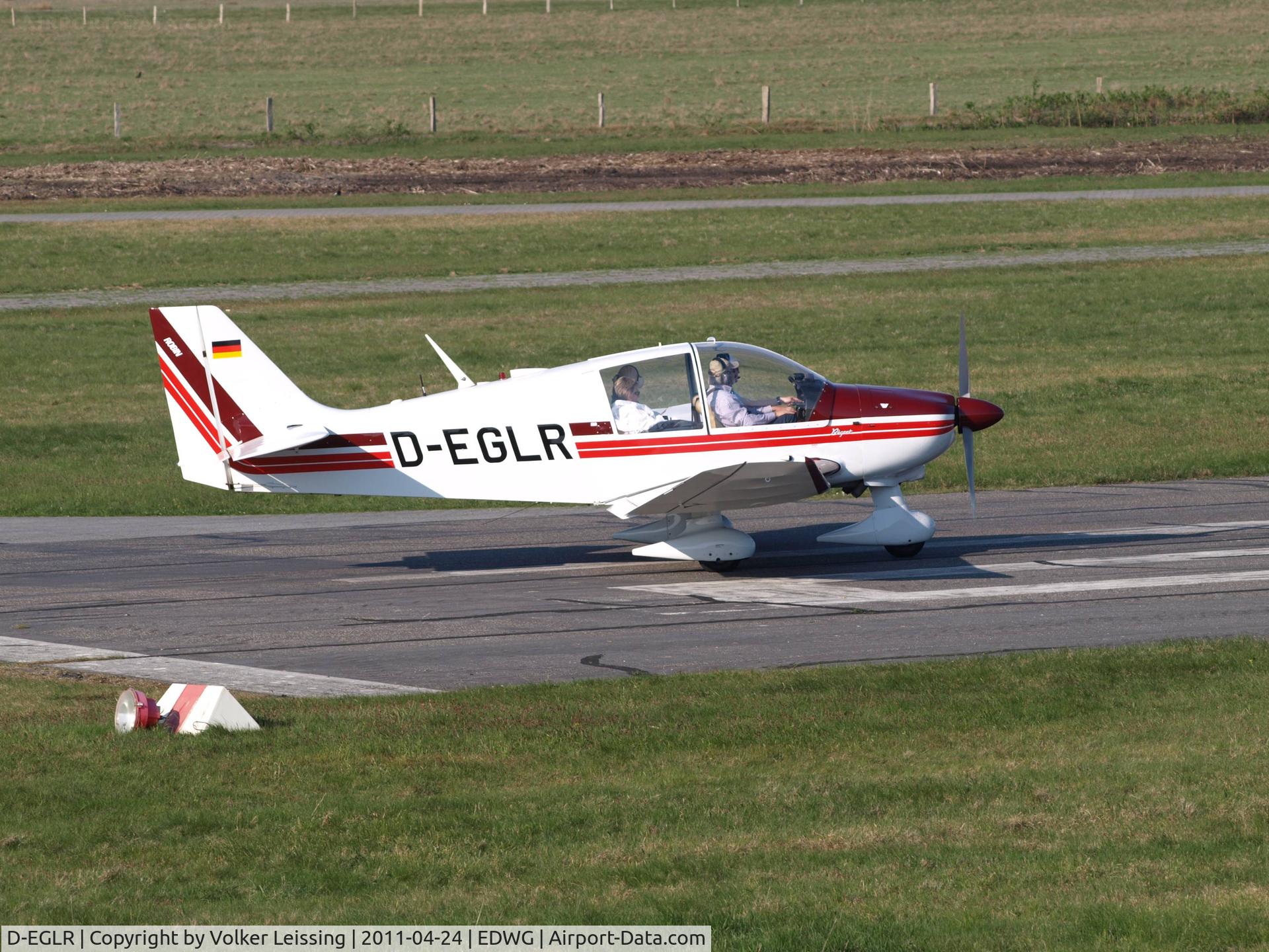 D-EGLR, 1974 Robin DR-400-180 Regent C/N 0857, ready for t/o