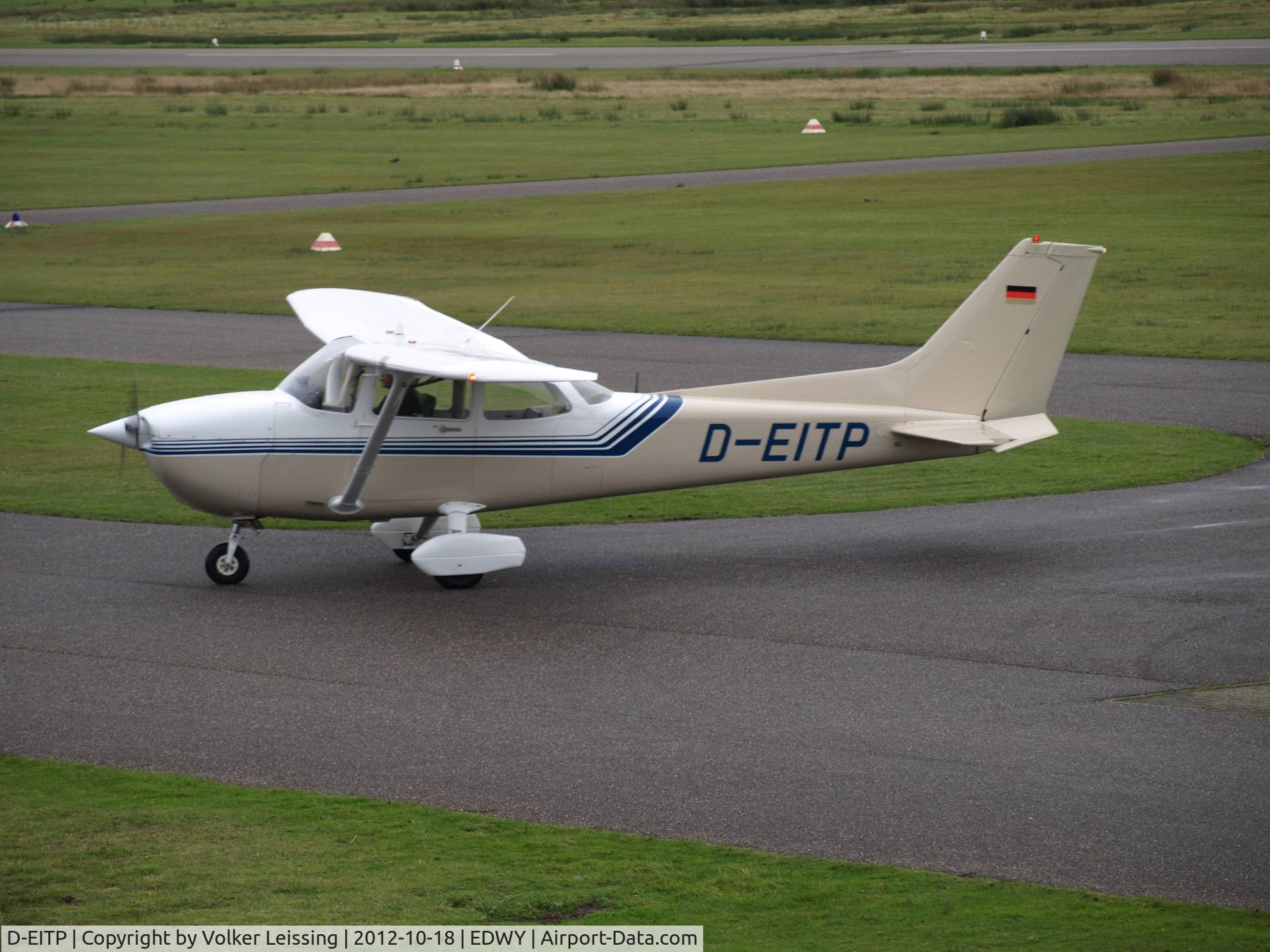 D-EITP, 1986 Reims F172P C/N 2249, taxi to parking