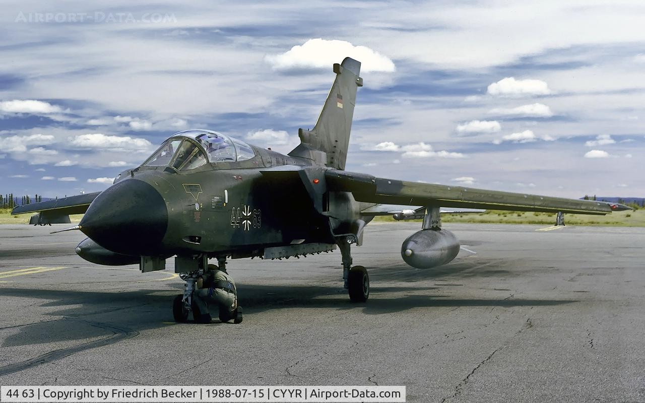 44 63, Panavia Tornado IDS C/N 412/GS120/4163, last chance at CFB Goose Bay