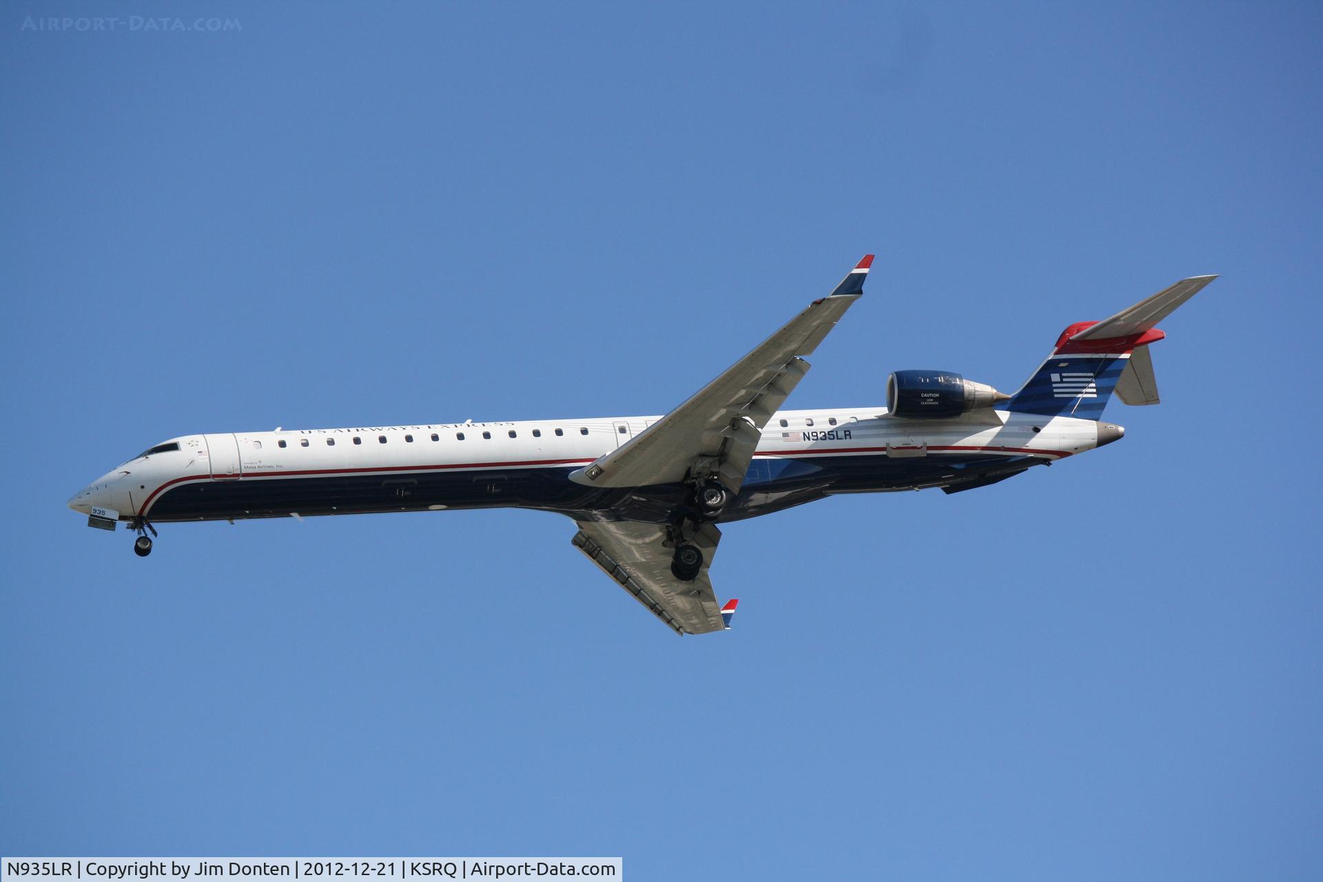 N935LR, 2005 Bombardier CRJ-900ER (CL-600-2D24) C/N 15035, US Air Flight 2675 operated by Mesa (N935LR) arrived at Sarasota-Bradenton International Airport following a flight from Charlotte/Douglas International Airport