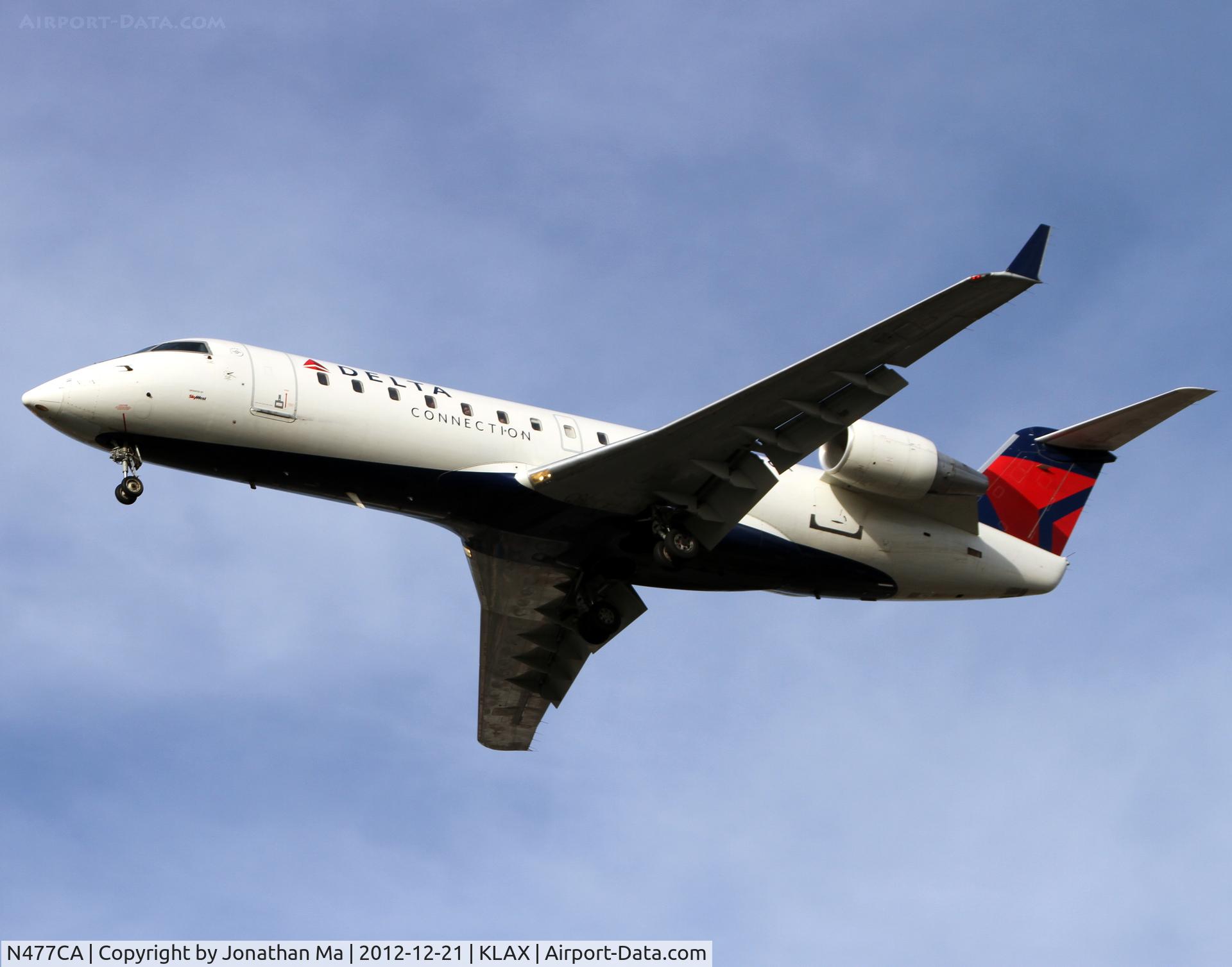 N477CA, 2002 Bombardier CRJ-200ER (CL-600-2B19) C/N 7670, Taken from In-N-Out
