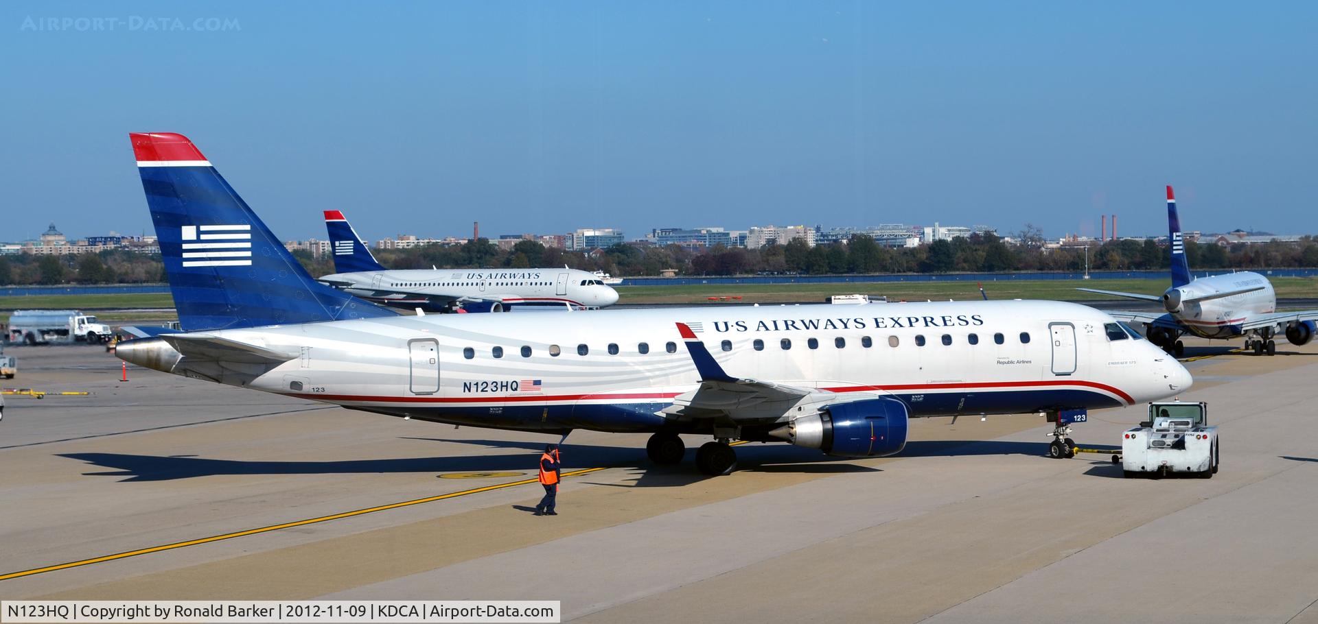 N123HQ, 2007 Embraer 175LR (ERJ-170-200LR) C/N 17000199, Taxi DCA