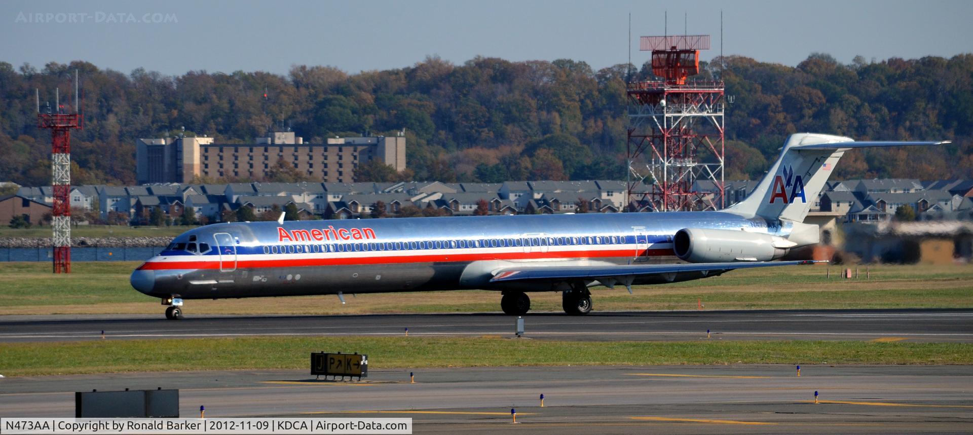 N473AA, 1988 McDonnell Douglas MD-82 (DC-9-82) C/N 49648, Takeoff DCA
