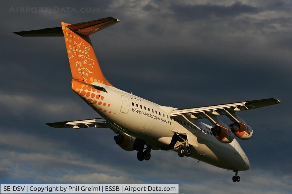 SE-DSV, 1994 British Aerospace Avro 146-RJ100A C/N E3250, Taken at ESSB.