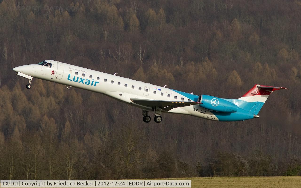 LX-LGI, 2000 Embraer EMB-145LU (ERJ-145LU) C/N 145369, departure to LUX via RW27