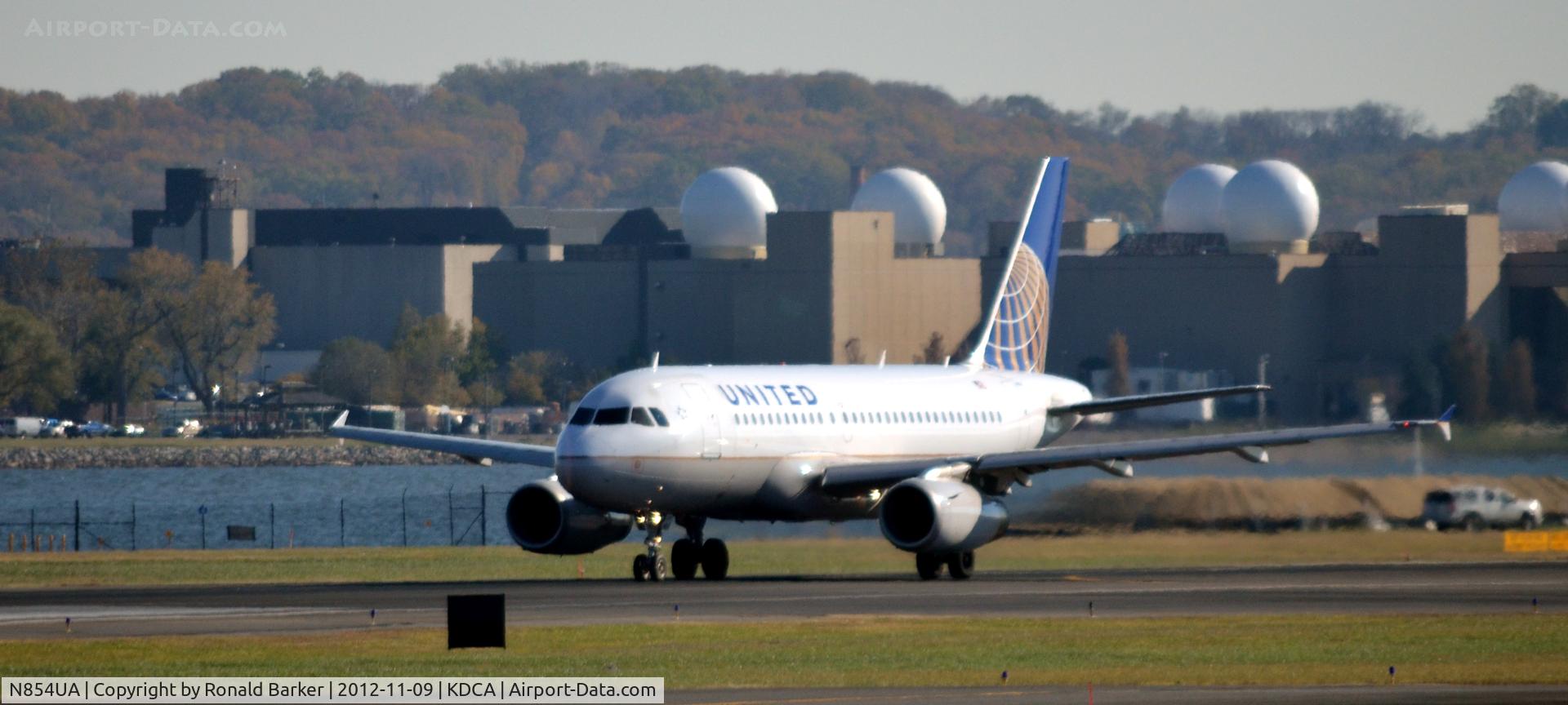 N854UA, 2002 Airbus A319-131 C/N 1731, Takeoff DCA