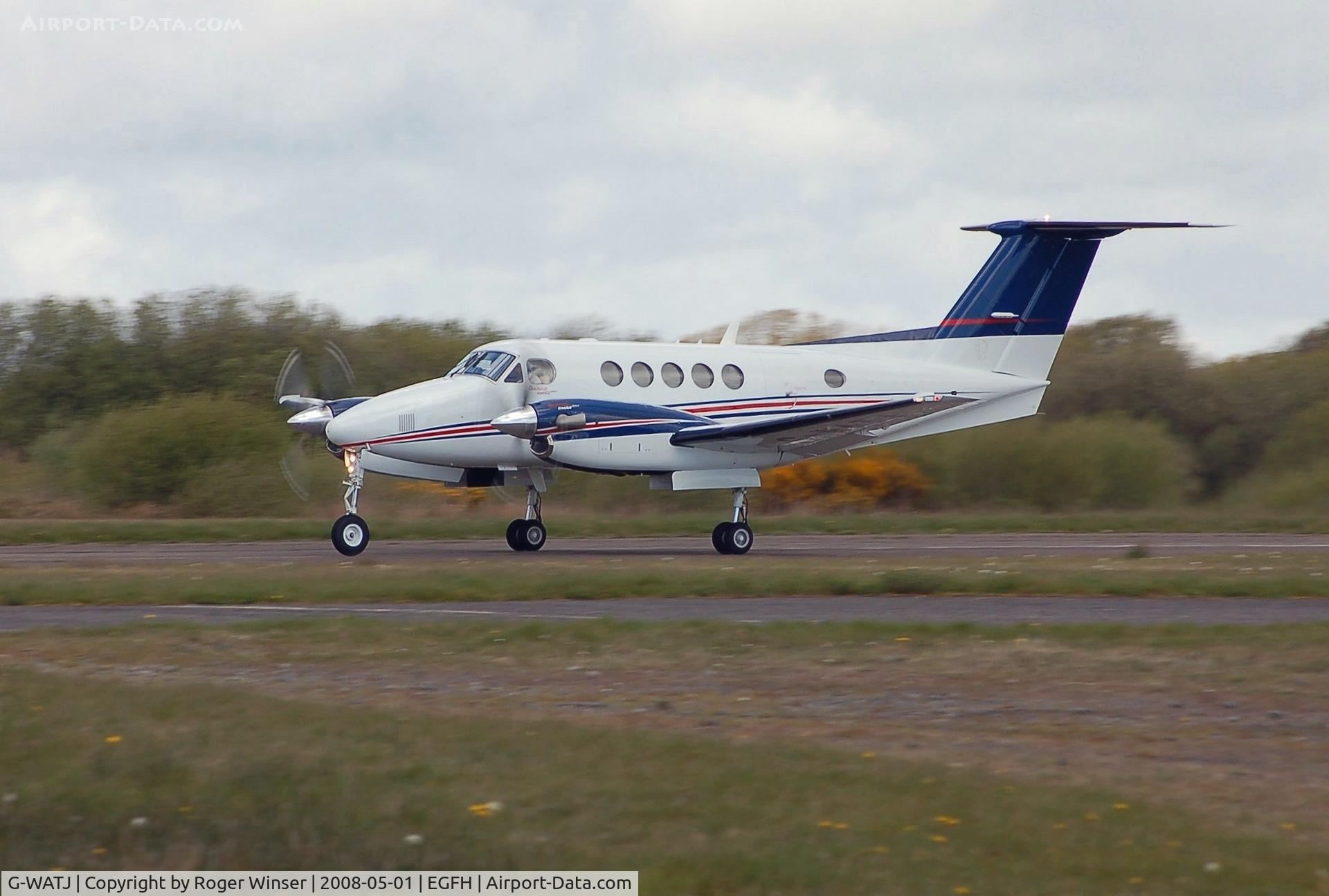 G-WATJ, 2007 Hawker Beechcraft B200GT King Air C/N BY-14, Visiting Beech B200GT Super King Air of Saxonhenge Ltd departing on Runway 22. De-registered 25 July 2012.