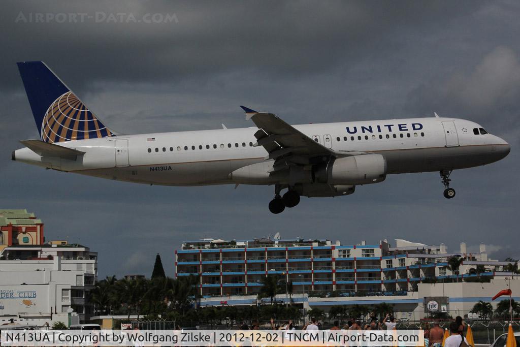 N413UA, 1994 Airbus A320-232 C/N 470, visitor