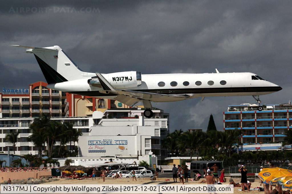 N317MJ, 1989 Gulfstream Aerospace G-IV C/N 1122, visitor