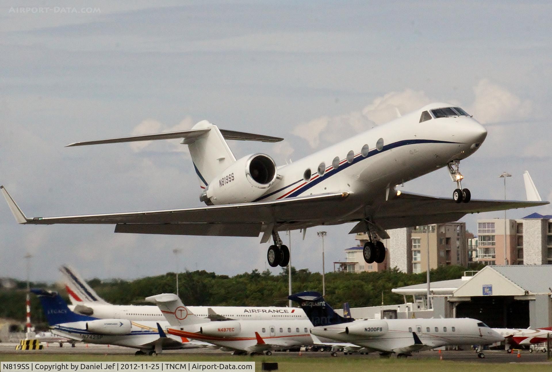 N819SS, 1996 Gulfstream Aerospace G-IV C/N 1302, N819SS