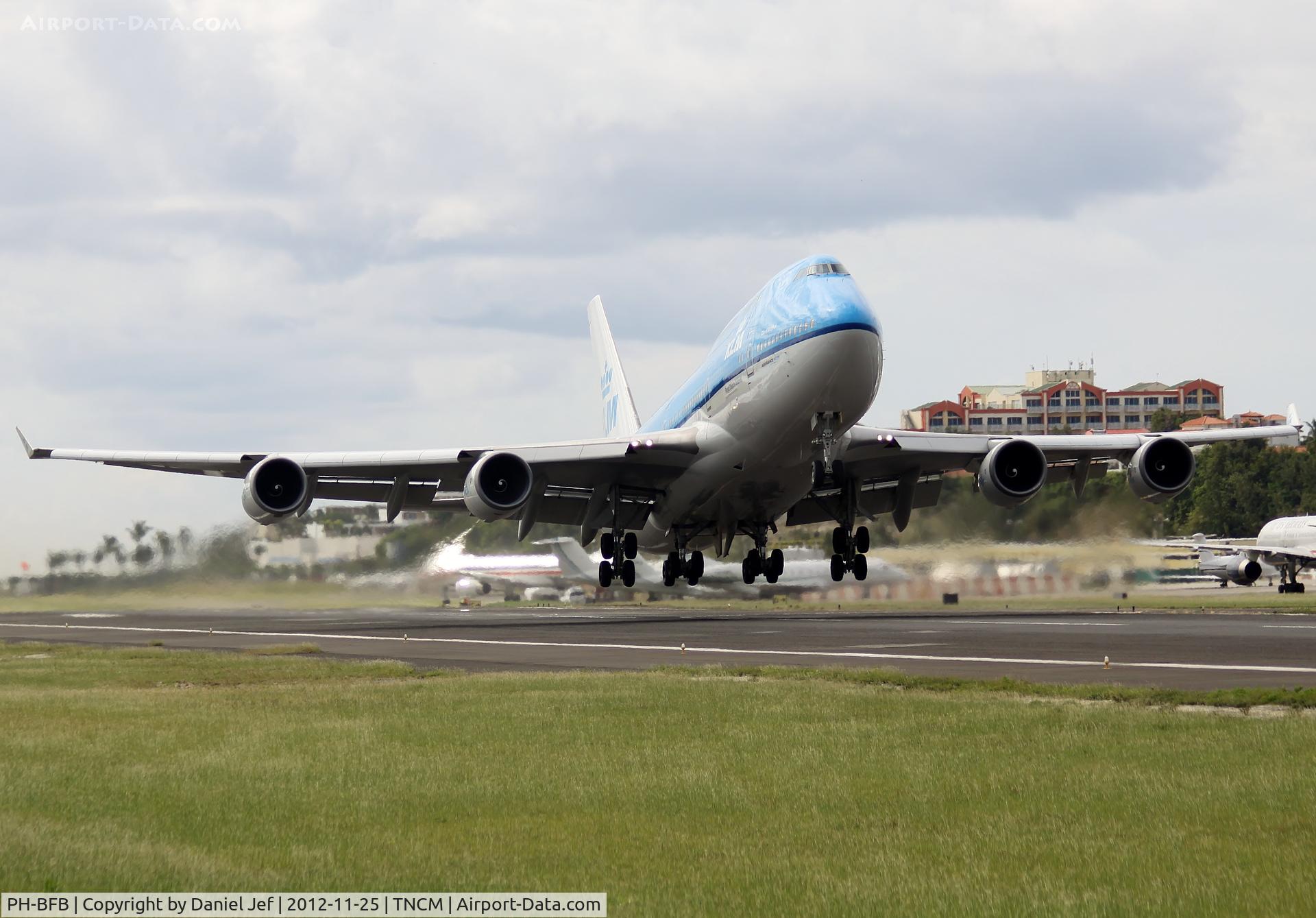 PH-BFB, 1989 Boeing 747-406 C/N 24000, PH-bfb