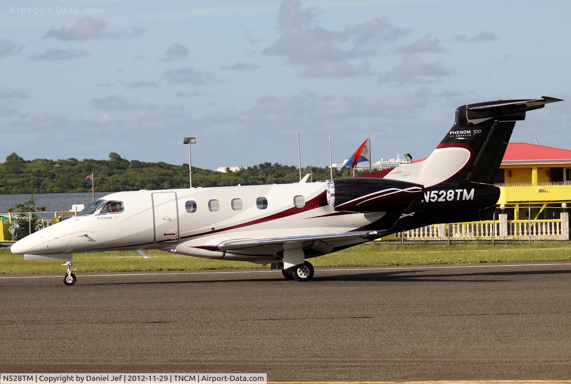 N528TM, 2012 Embraer EMB-505 Phenom 300 C/N 50500128, N528TM