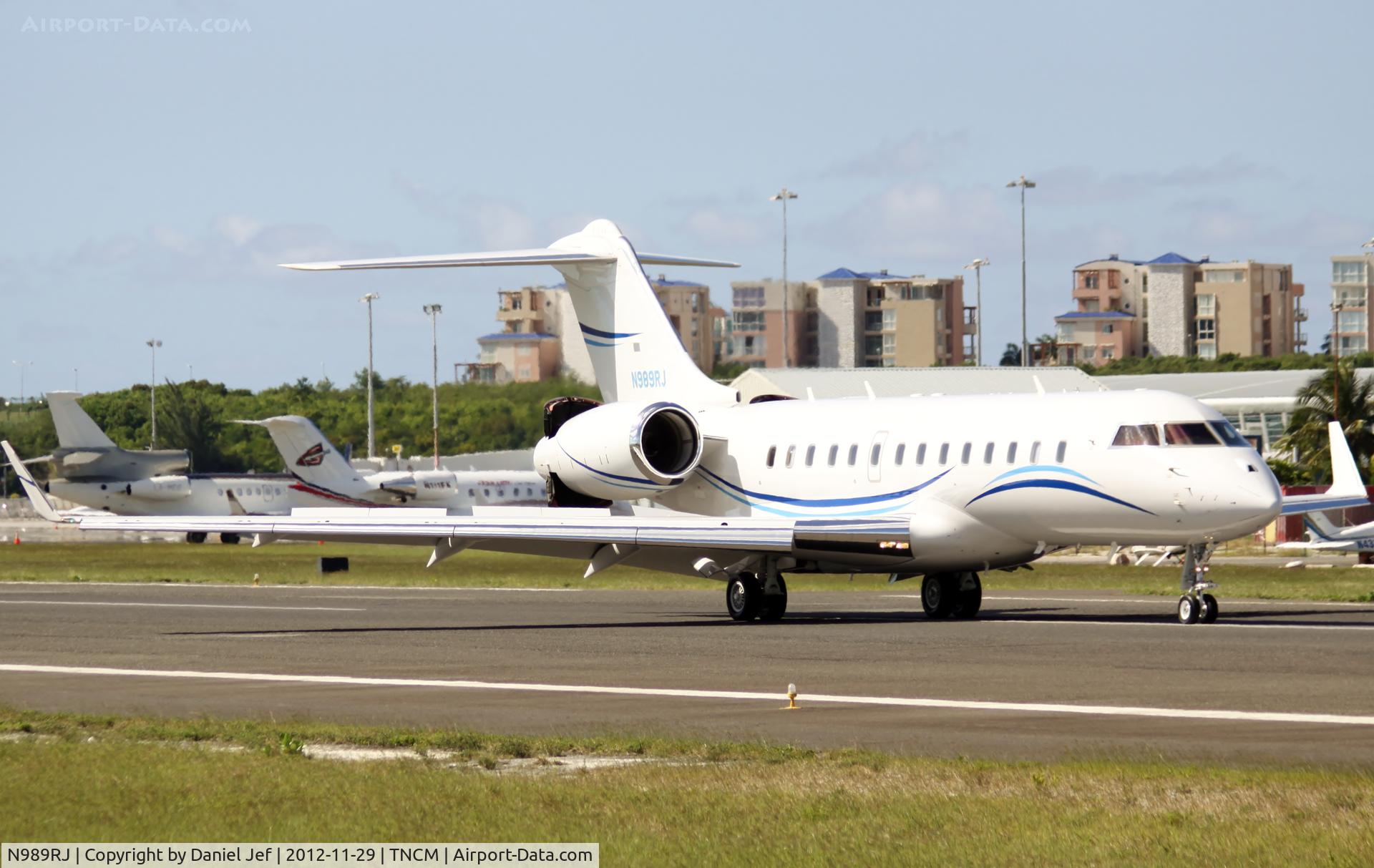 N989RJ, 2006 Bombardier BD-700-1A11 Global 5000 C/N 9224, N989RJ