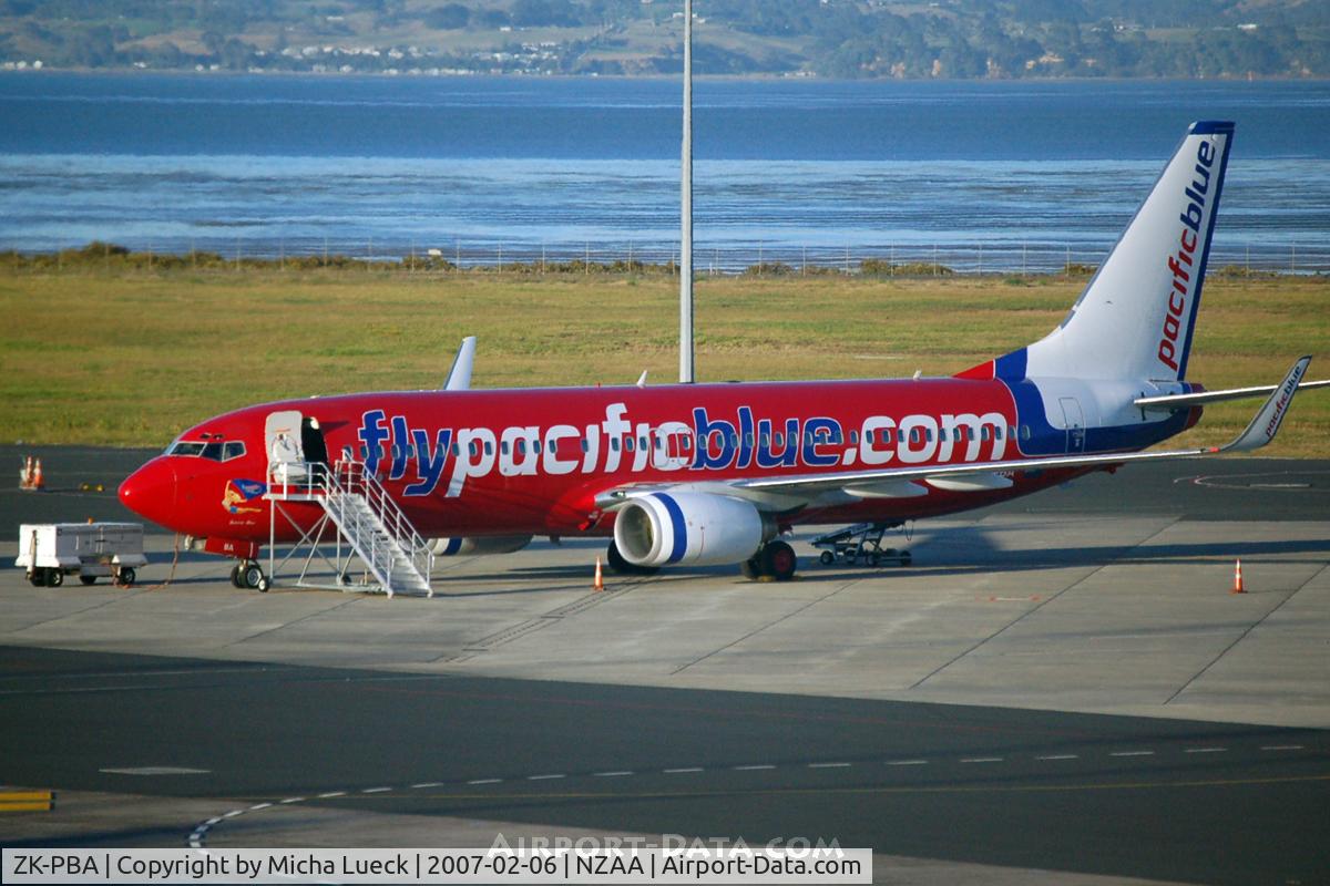 ZK-PBA, 2003 Boeing 737-8FE C/N 33796, At Auckland
