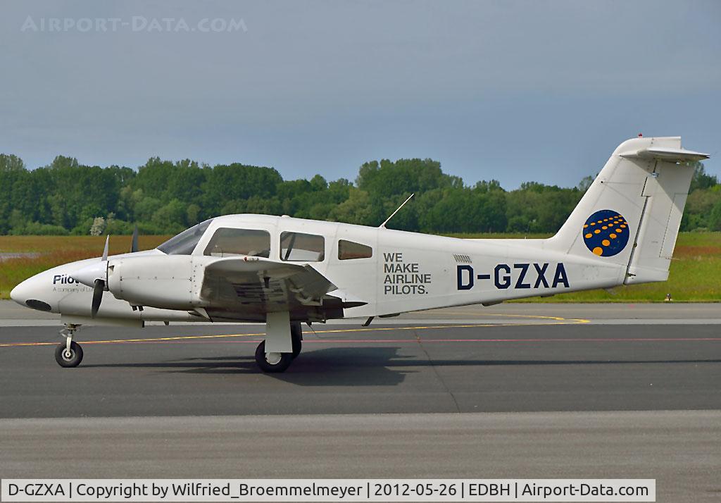 D-GZXA, Piper PA-44-180 Seminole Seminole C/N 44-96136, Parked at Barth Airport.