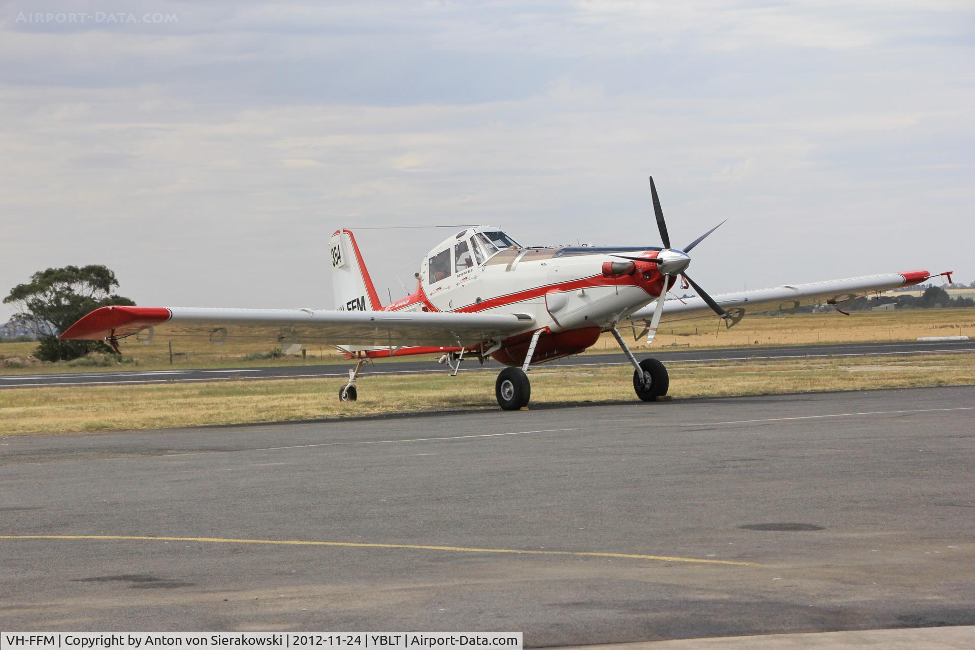VH-FFM, 1999 Air Tractor AT-802 C/N 802-0073, VH-FFM @ YBLT