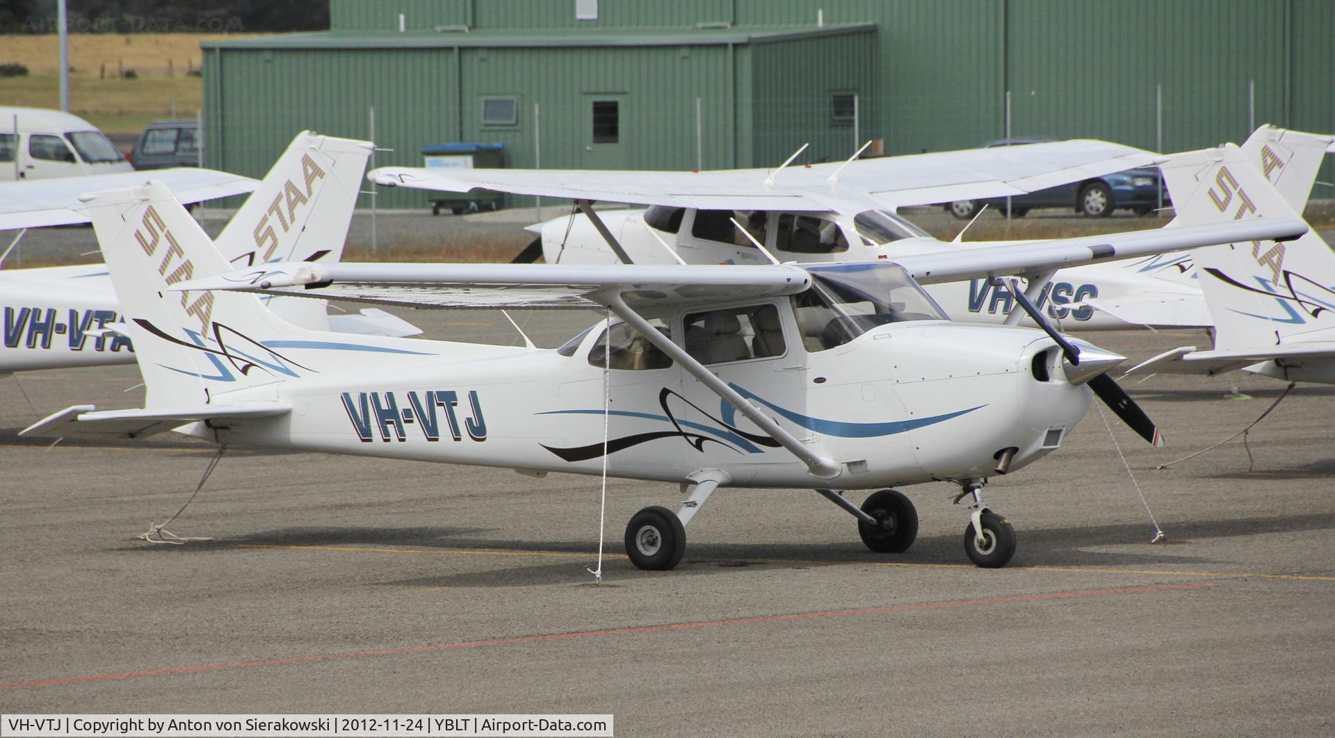VH-VTJ, 2008 Cessna 172S C/N 172S10746, VH-VTJ @ YBLT