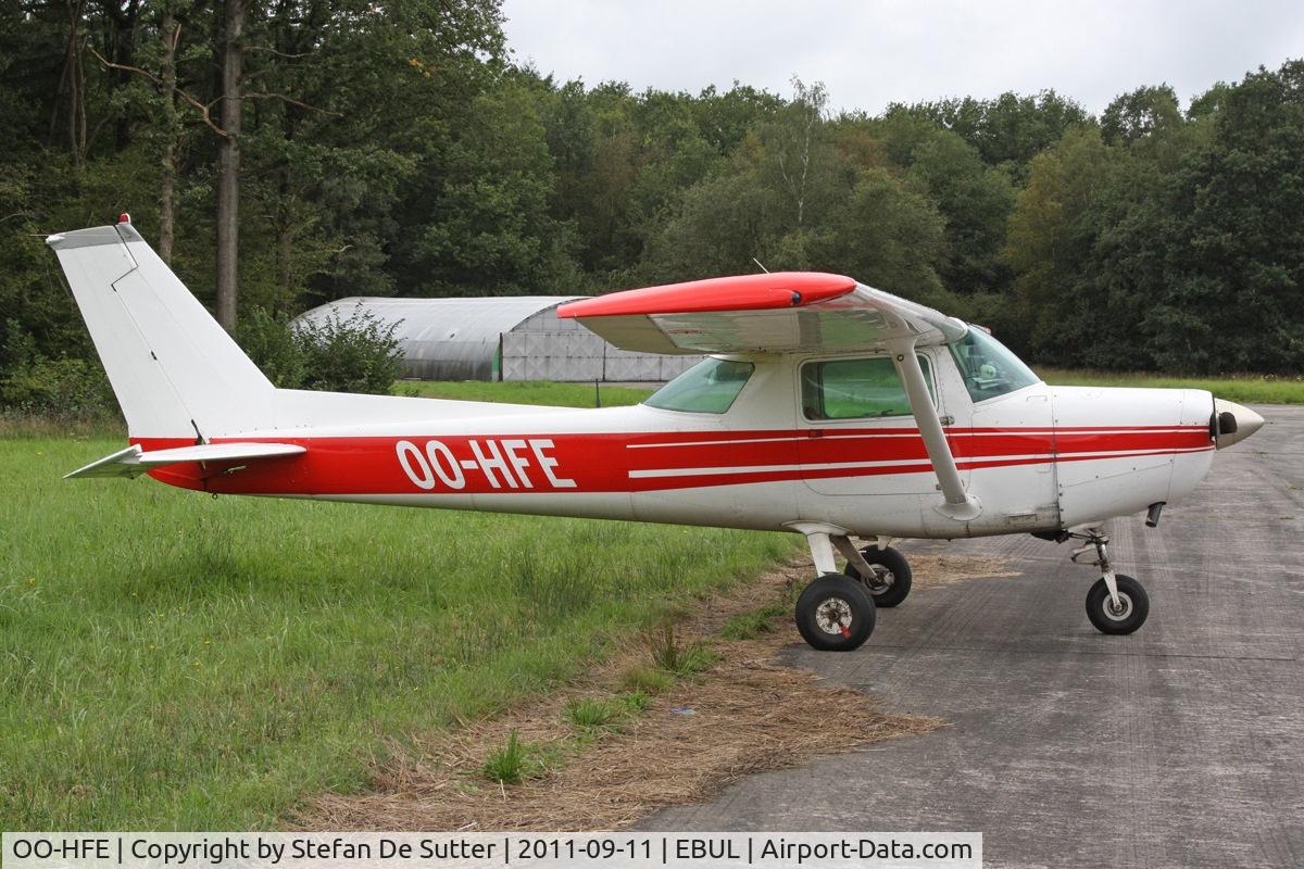 OO-HFE, Reims F152 II C/N F15201877, Parked at Aeroclub Brugge.