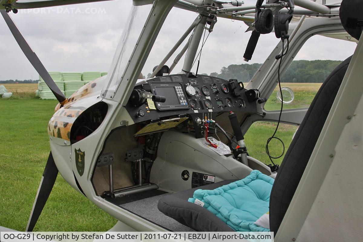 OO-G29, 2009 Rainbow Aircraft Cheetah C/N CH-104, Cockpit. Built in 2009. Severely damaged during emergency landing in Stabroek (B) on 11 December 2011 after the windshield was cracked shortly after take off from Hoevenen airfield.
