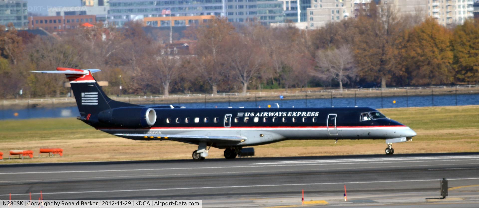 N280SK, 2001 Embraer ERJ-145LR (EMB-145LR) C/N 145381, Takeoff DCA