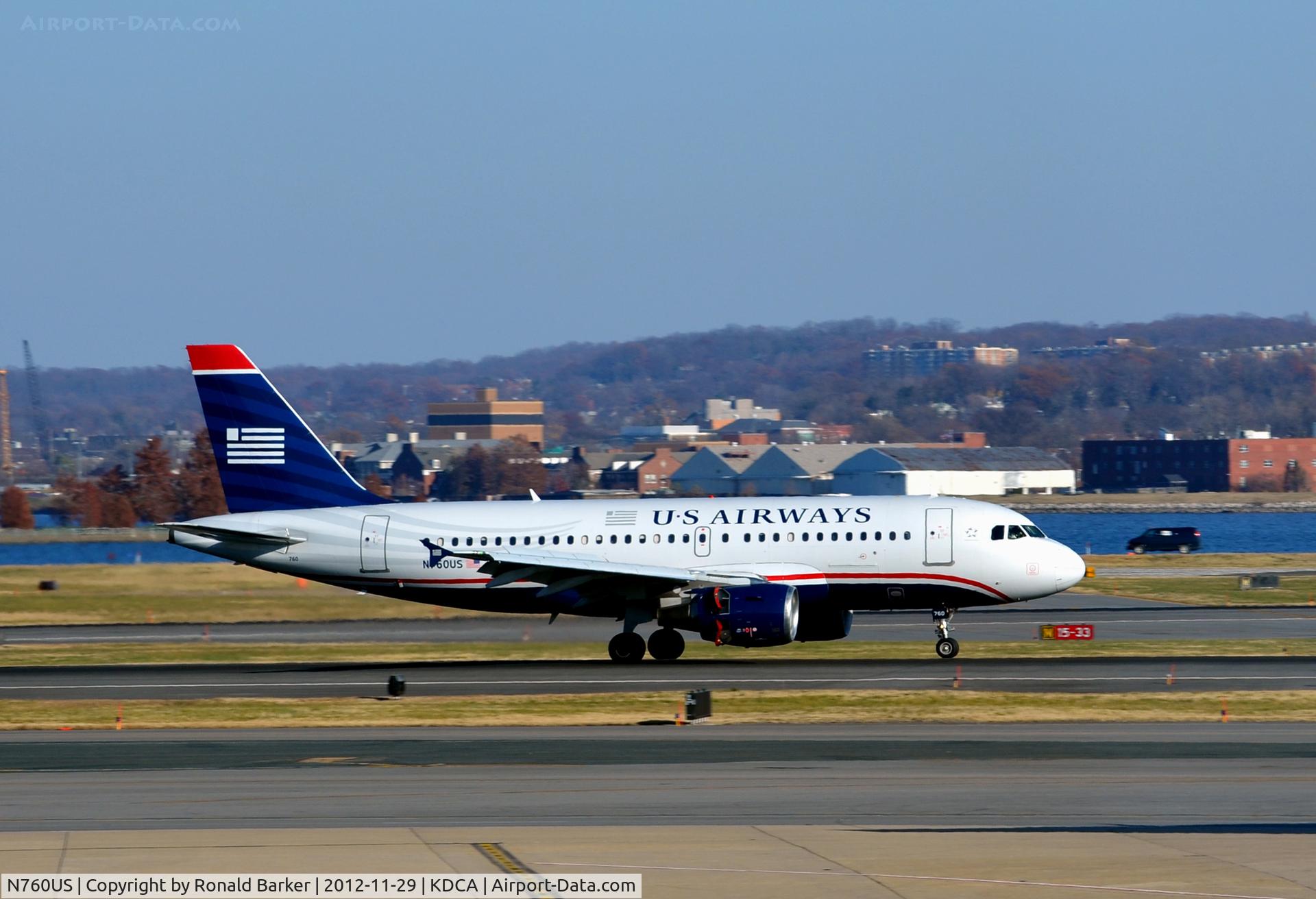 N760US, 2000 Airbus A319-112 C/N 1354, Landing DCA