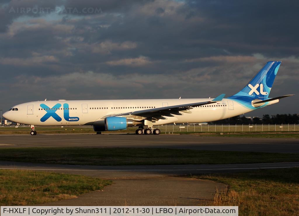F-HXLF, 2012 Airbus A330-303 C/N 1360, Delivery day...